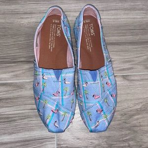 Toms - cute flamingo and plaid pattern